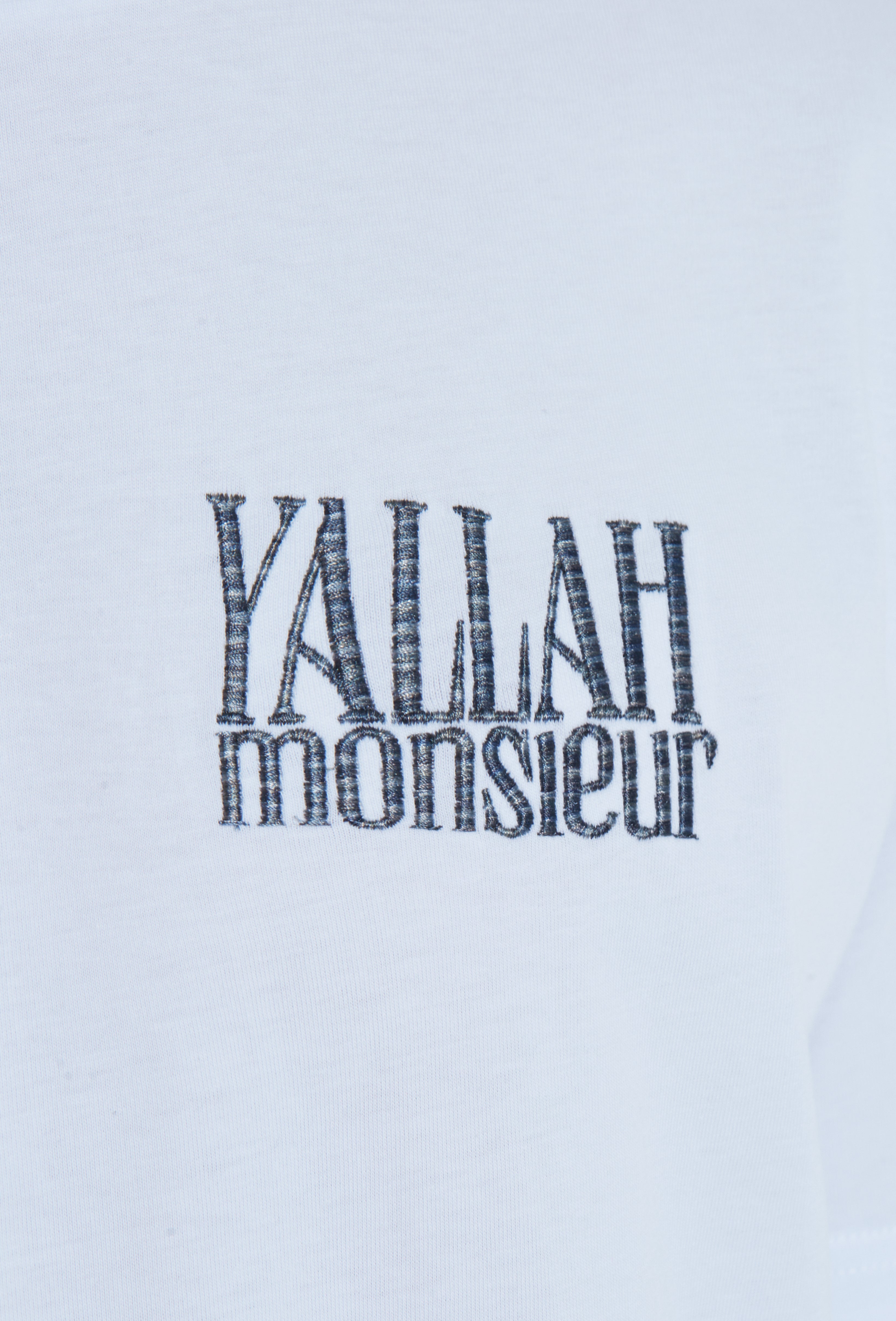 Yallah Monsieur – Classic T-shirt