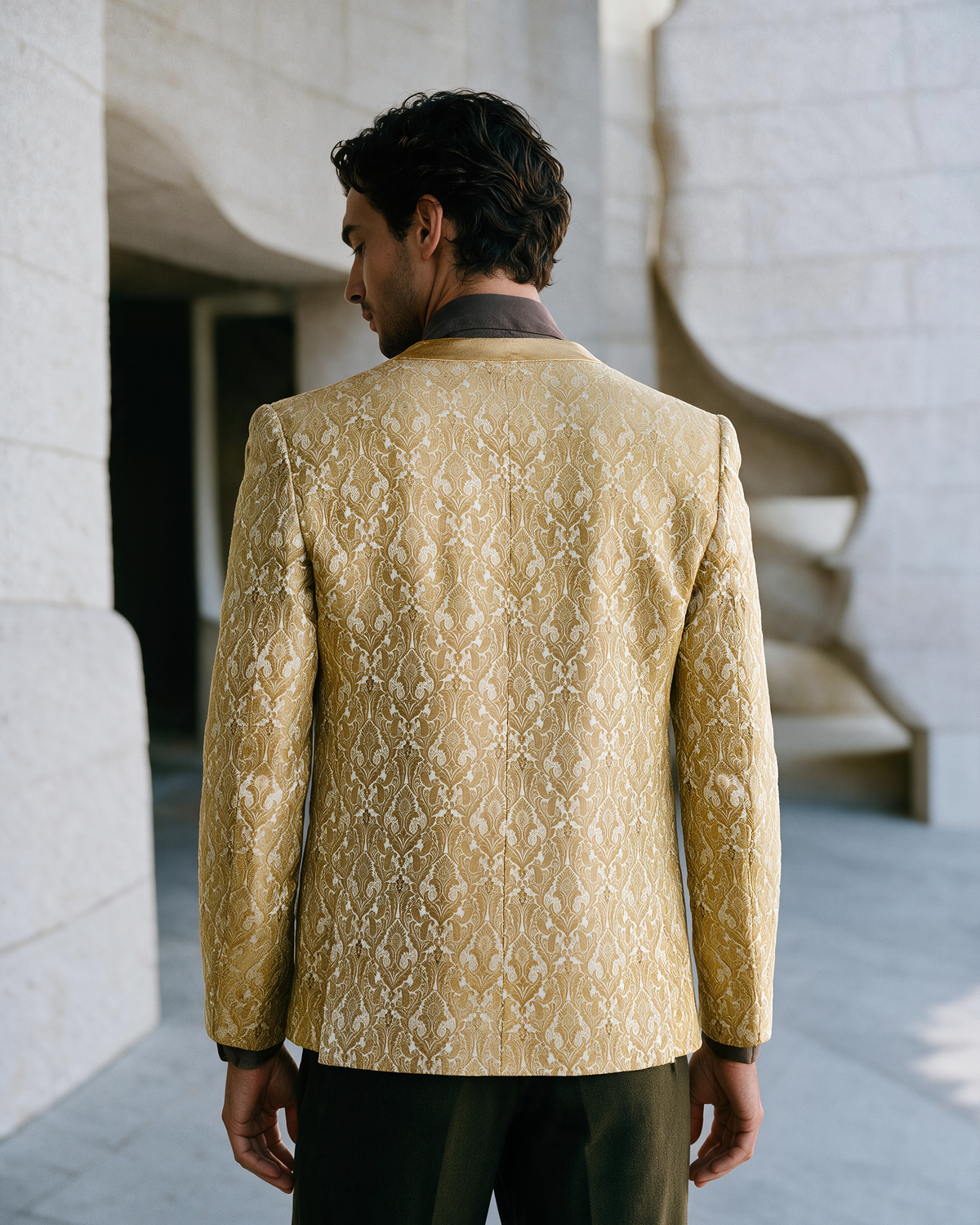 Aleatiqa Blazer - White Gold