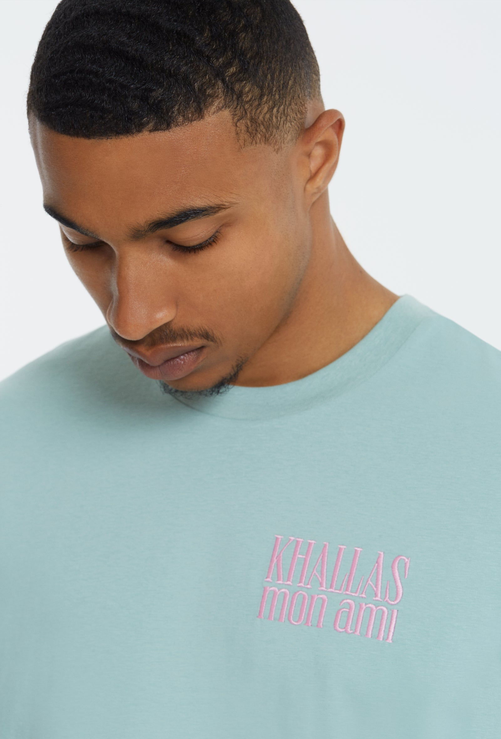 Khallas Mon Ami T-Shirt - Classic Fit