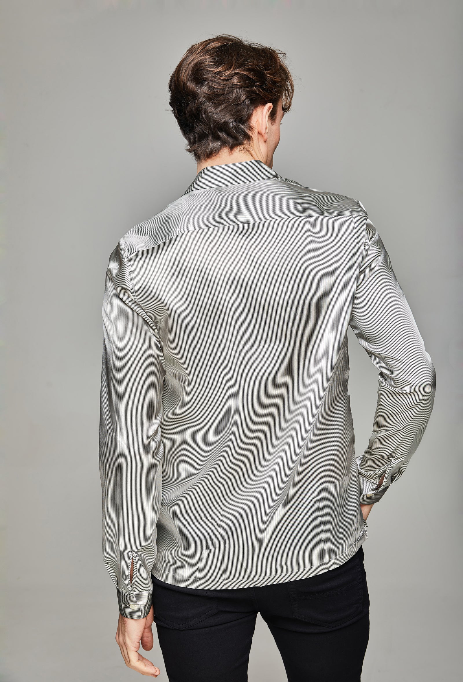 Mara Silk Shirt - Barcode